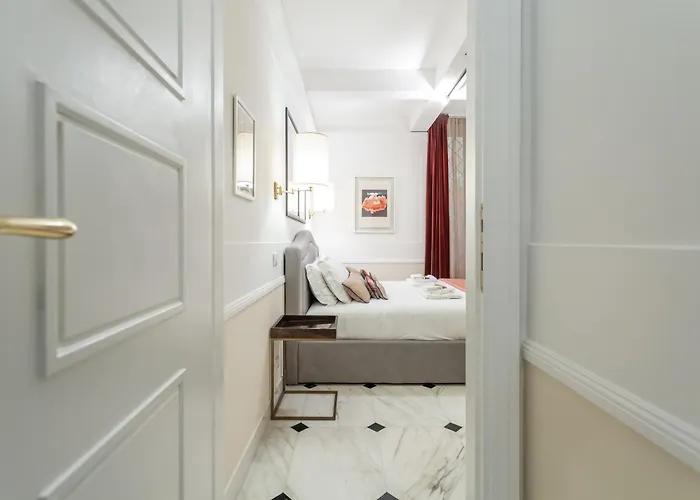 Stylish Spanish Steps Retreat Apartamento *