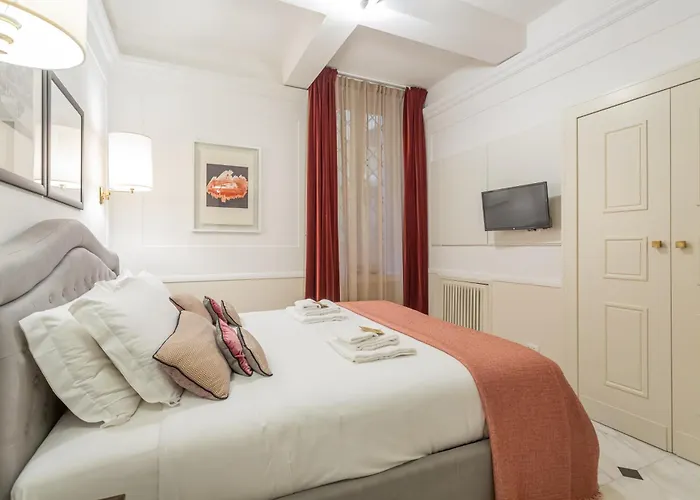 Stylish Spanish Steps Retreat Apartamento Roma