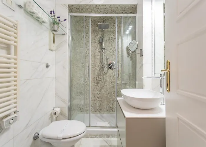 Apartamento Stylish Spanish Steps Retreat